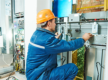 Lifttechnik SUED GmbH - Lift-Techniker